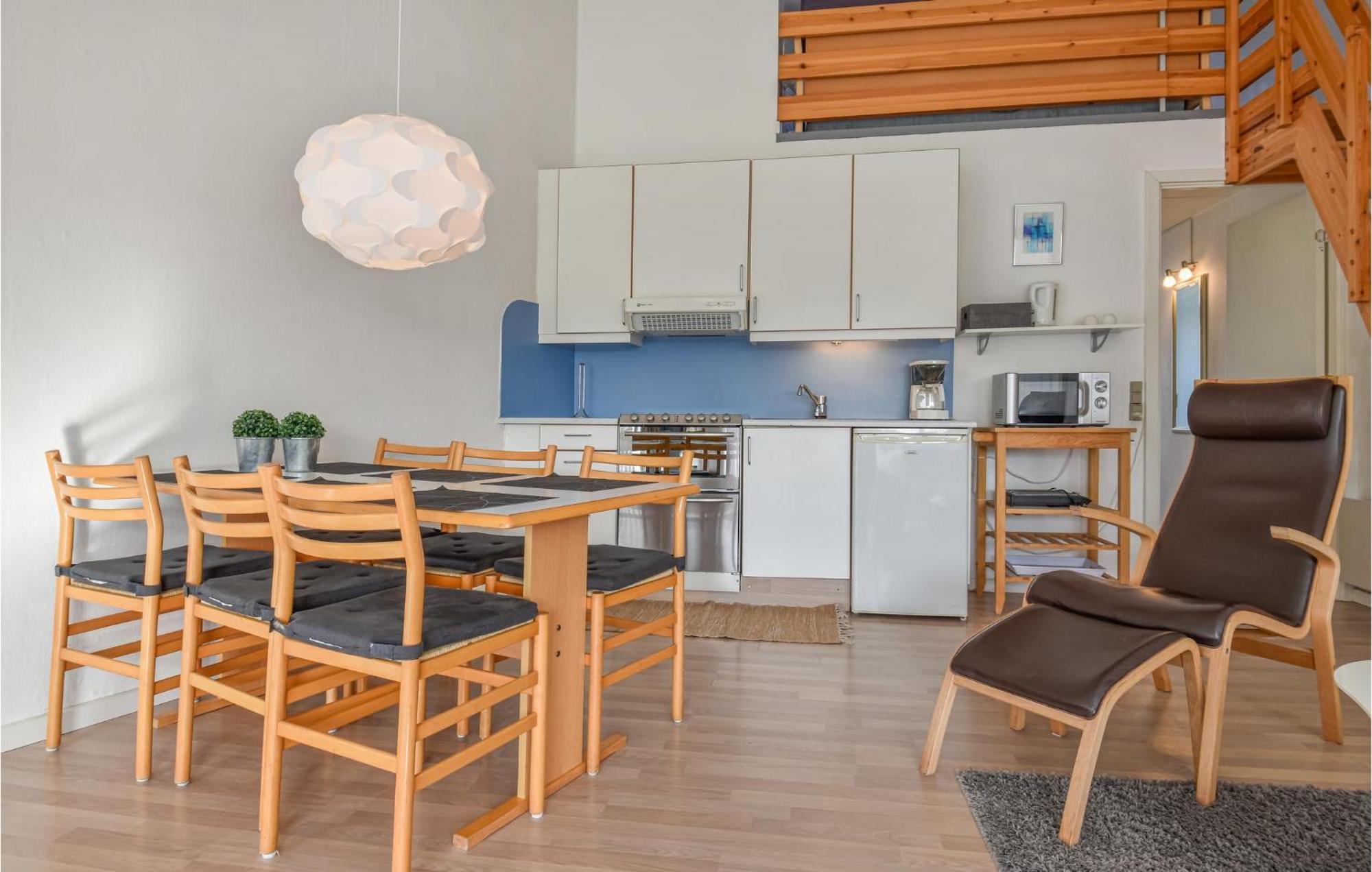 Cozy Apartment In Ringkobing With Kitchen Exterior foto
